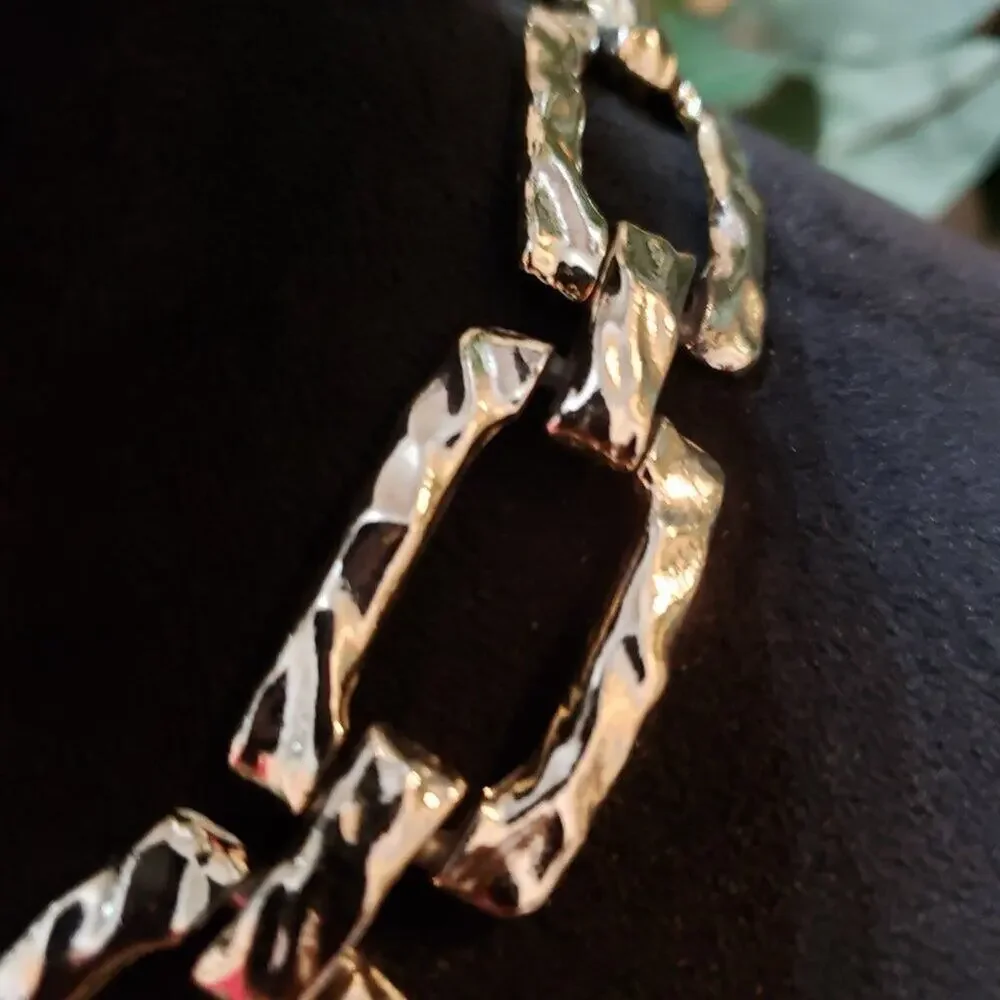 Womens Fashion Silver Tone Hammered Ripple Square Link Chain Necklace Jewelry